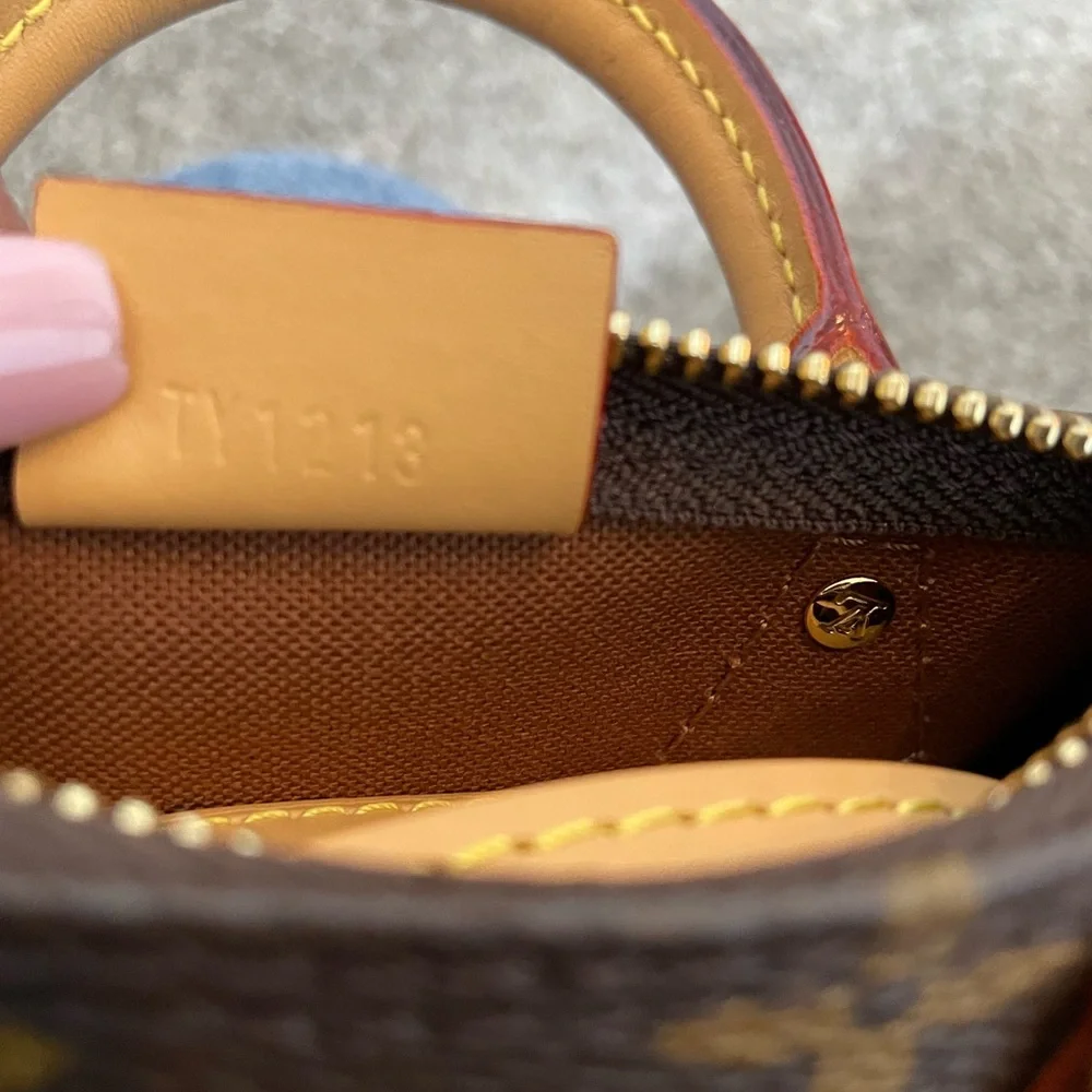 Louis Vuitton Nano Speedy 2021 - Picture 4 of 6